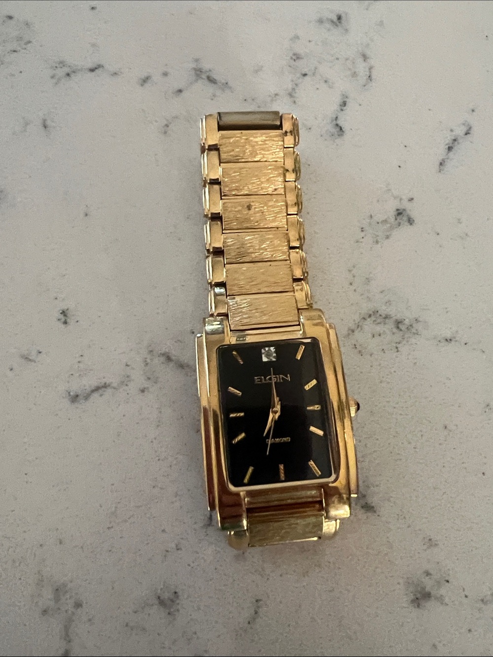 Men’s Elgin gold toned watch euc  needs battery